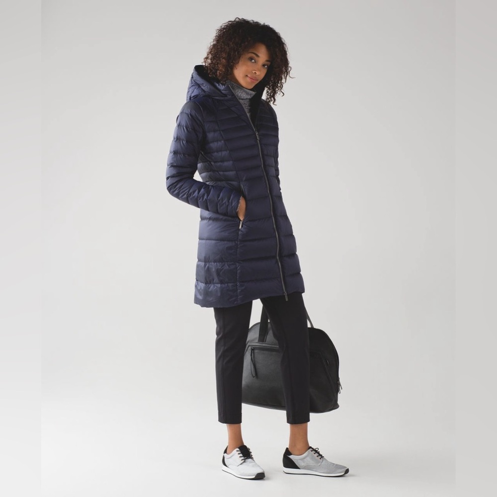 Lululemon Brave the Cold Down Jacket Long Midnight Blue Sz 2